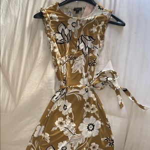 XSP Ann Taylor Keyhole Floral Dress